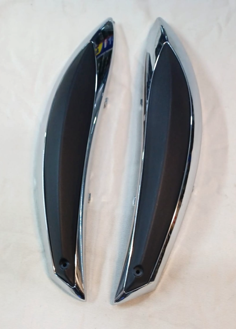 PARACOLPI DX E SX CROMATI ORIGINALE PIAGGIO BEVERLY 125-250-300-400-500