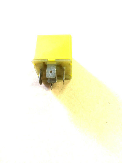 V100580990 STARTER RELAY 30A Piaggio Beverly Cruiser 250 2007