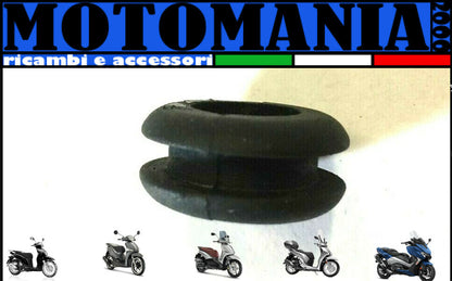 702195 ORIGINAL PIAGGIO LIBERTY 50 SPORT LUGGAGE RACK ATTACHMENT RUBBER *