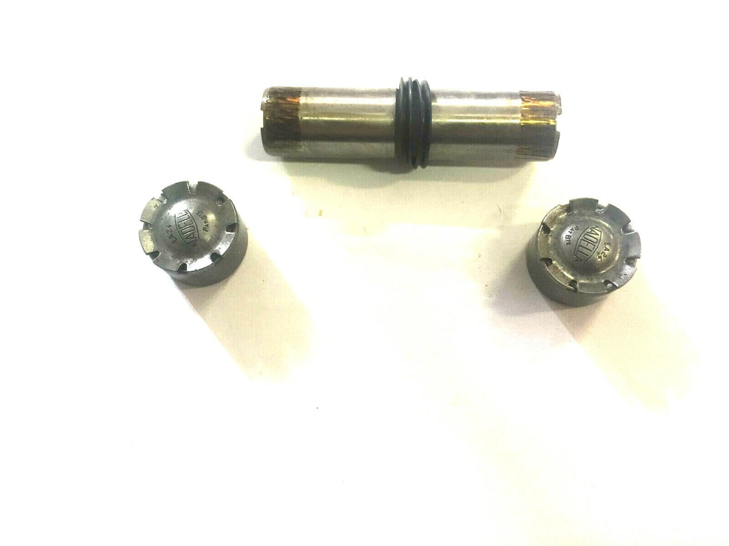 FRONT FORK JOINT PIN APE MP P501-P601-P601V AXLE LENGTH mm74 mm18*