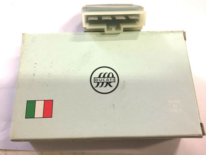 P434348000 REGOLATORE SCOOTER APRILIA SCARABEO 50 2T DUCATI  *