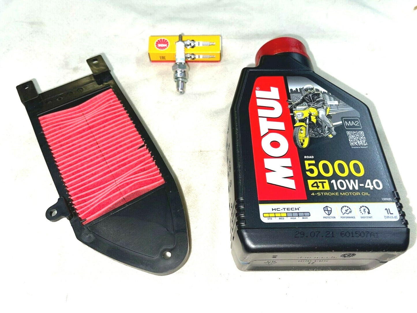 KYMCO AGILITY 125/150 CUTTING KIT - 1 MOTUL OIL /1 AIR FILTER /1 SPARK PLUG *