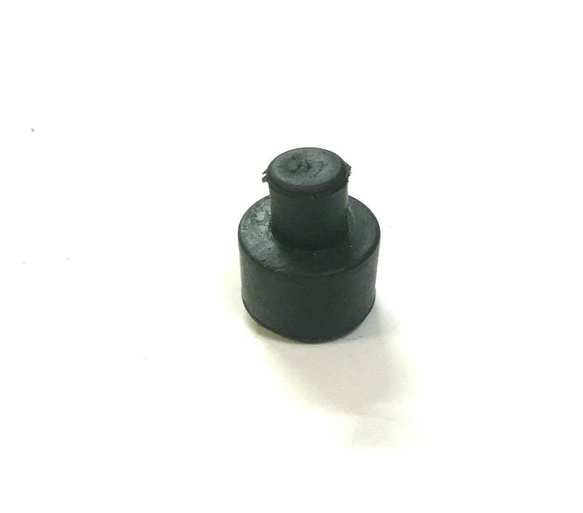 ENGINE BEAM RUBBER FOR VESPA 125 V1 V15 V30 VM VN 150 VL VB1 *