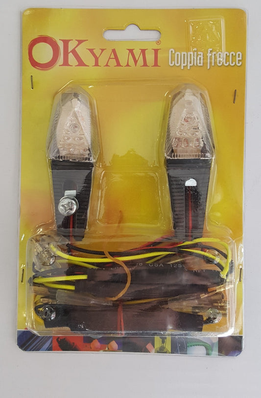 E S4419460 Coppia Frecce OMOLOGATE 12 Volt a LED Colore Nero