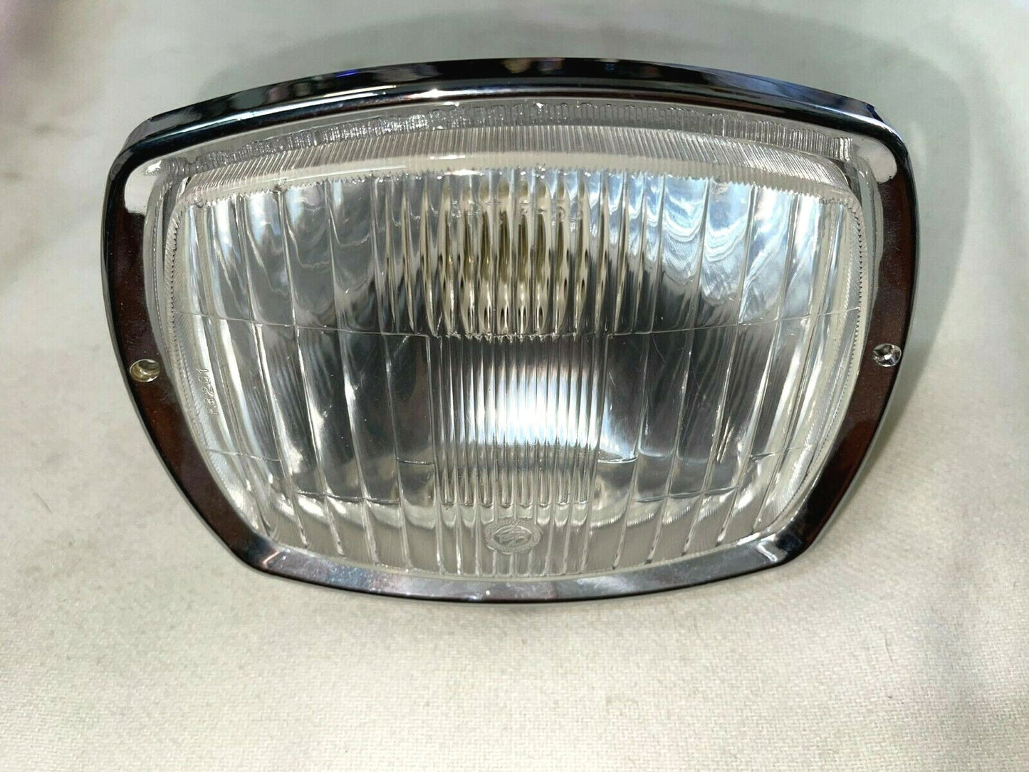 FRONT HEADLIGHT GROUP FOR LAMBRETTA D.L. 125 - 150 - 200 FROM 1968