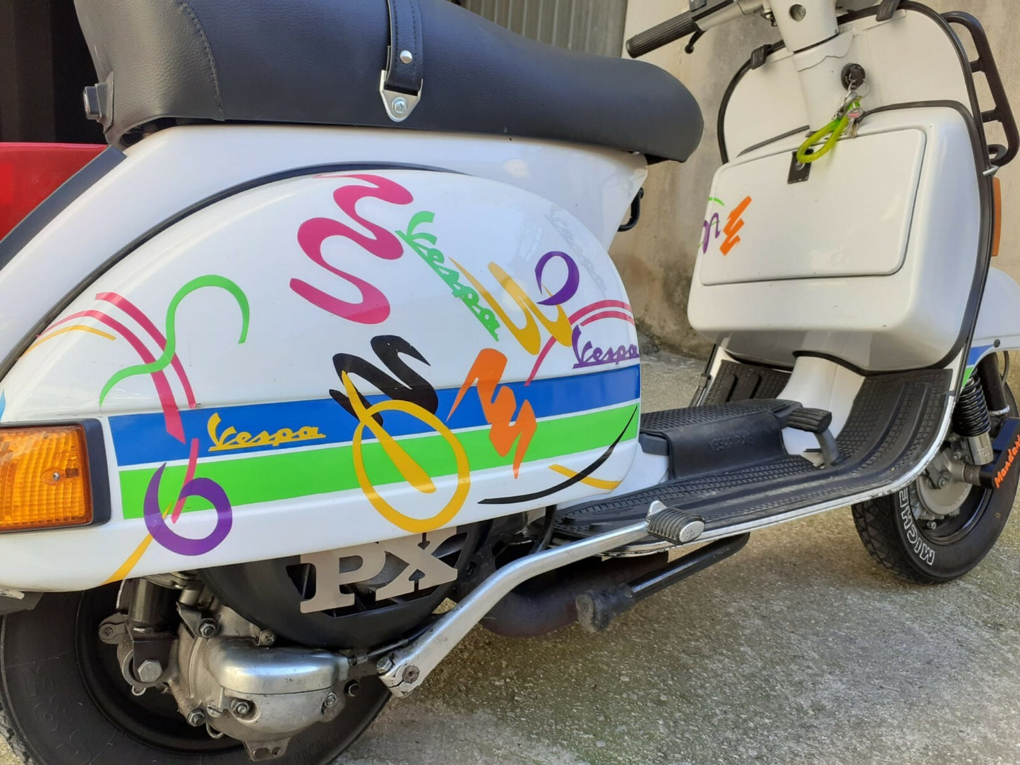 FAN COVER VESPA PX 125 150 200 BLACK WITH STEEL WRITING + FREE