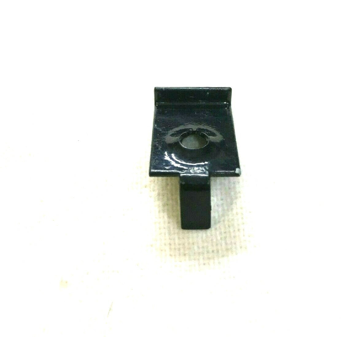 PIASTRINA FERMO E REGOLAZIONE FARO ANTERIORE VESPA 50 SPECIAL  *