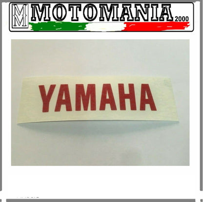 SCRITTA ADESIVA YAMAHA LARGHEZZA 6.5 CM. ALTEZZA 1.7 CM. COLORE ROSSA