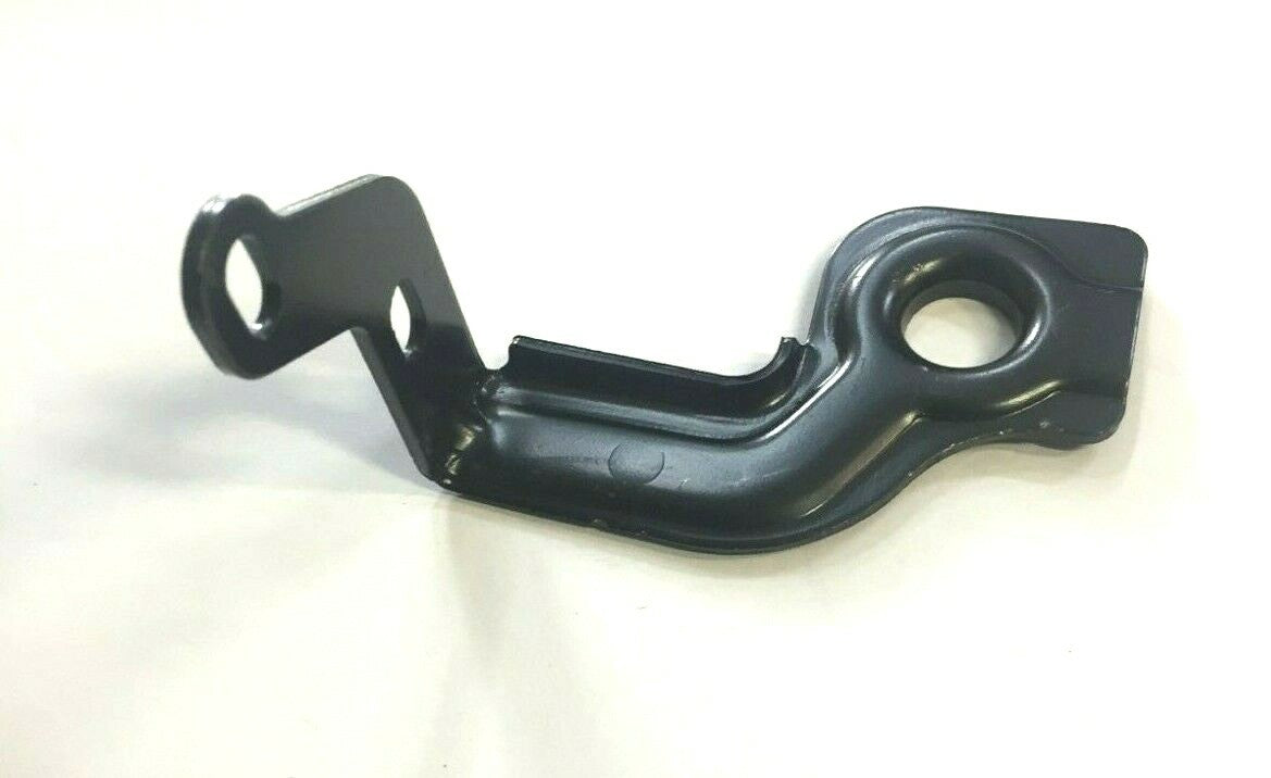 AP8134496 STAFFA SUPPORTO RADIATORE SUPERIORE APRILIA LEONARDO 250 99/04